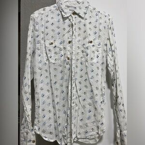 Men’s Button Up.